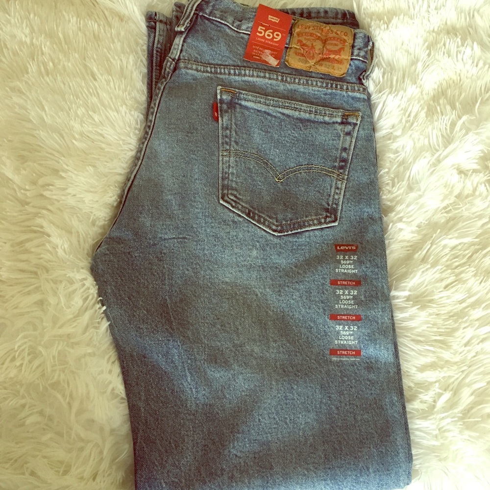 Levi’s 569 Loose Fit Men’s Jeans